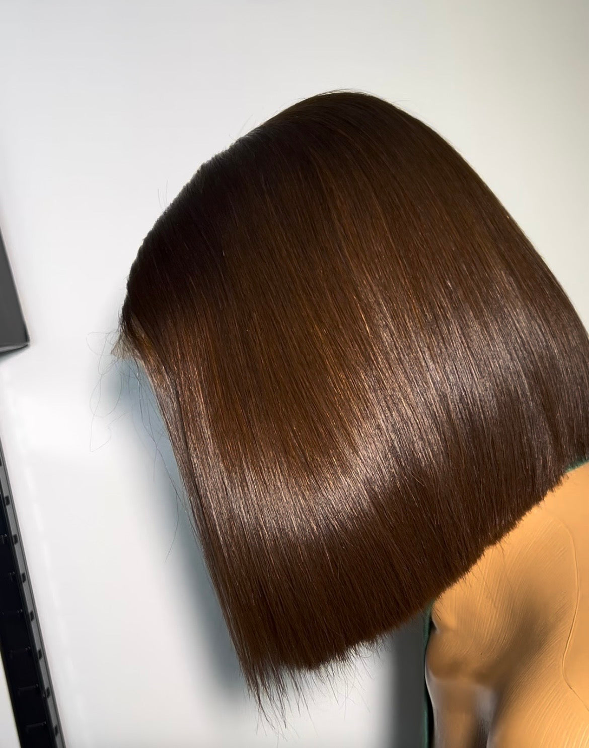 Brown Veitnamn bone straight