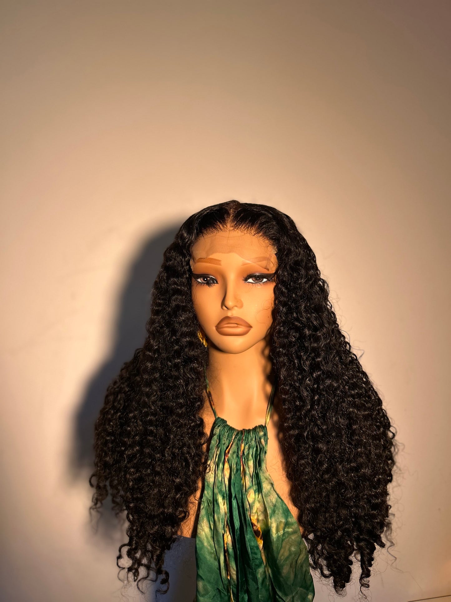 Pixie Luxe Curls – 20 Inches (5x5 Closure)”